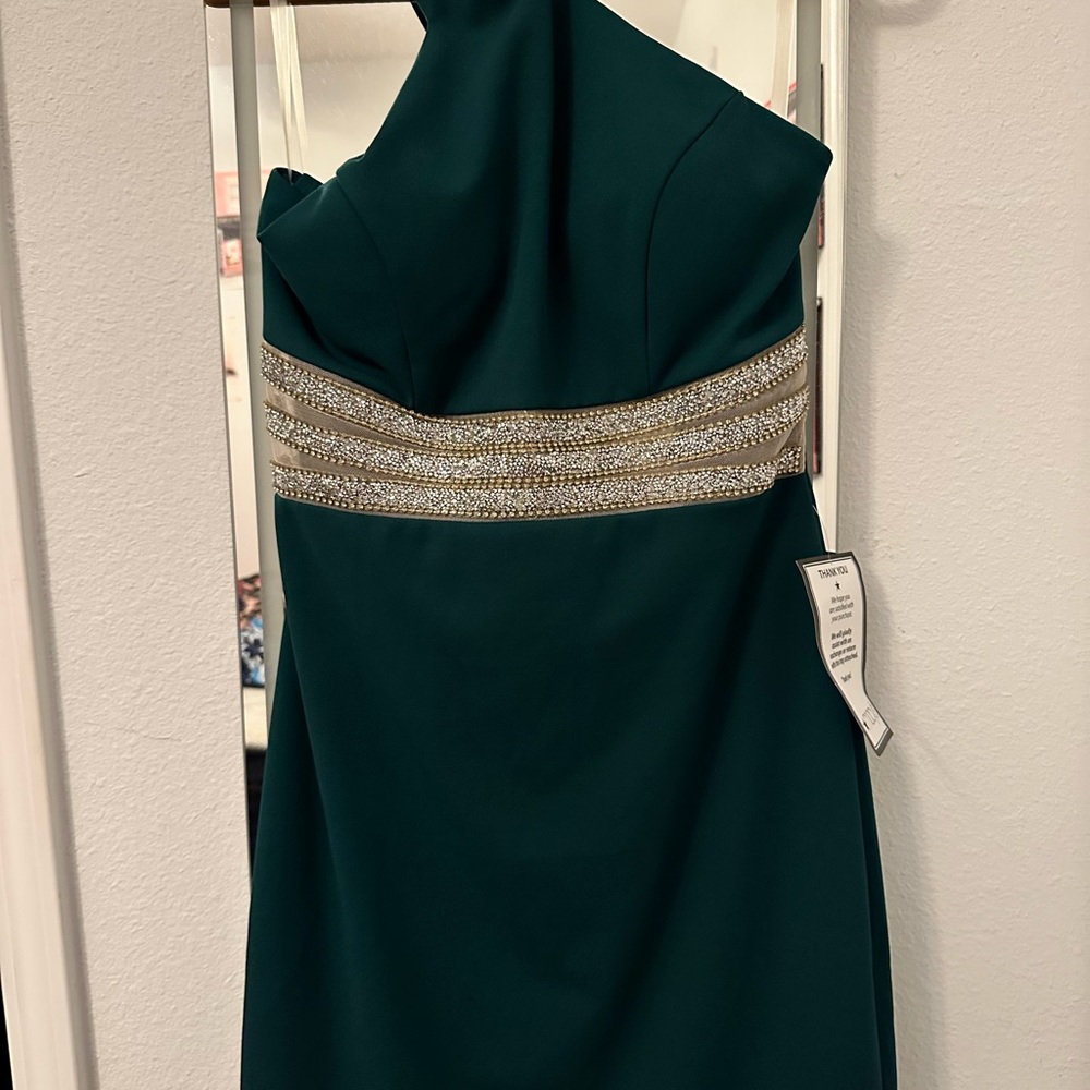 NWT Elegant Green Strapless Dress